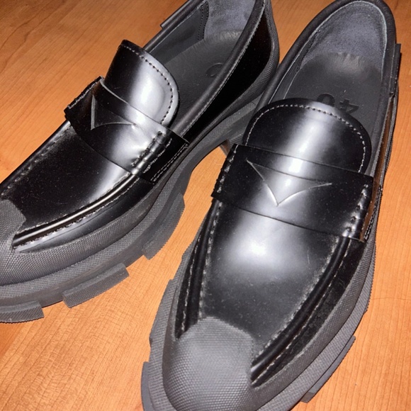 BOTH Black Gao Loafers